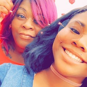 Meet your Posher, Cortney